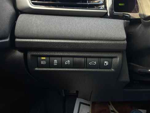 Used 2025 Toyota Camry LE image 22