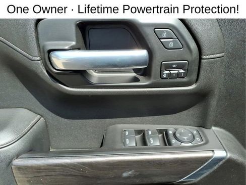 Used 2020 Chevrolet Silverado 1500 LTZ AWD/4WD image 11