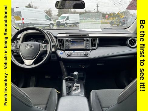 Used 2016 Toyota RAV4 XLE AWD/4WD image 12