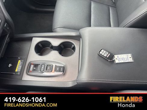 Used 2025 Honda Passport EX-L image 25