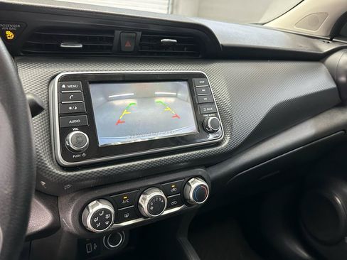 Used 2022 Nissan Kicks S FWD image 20