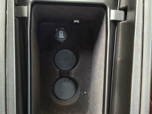 Used 2017 Maserati Ghibli image 40