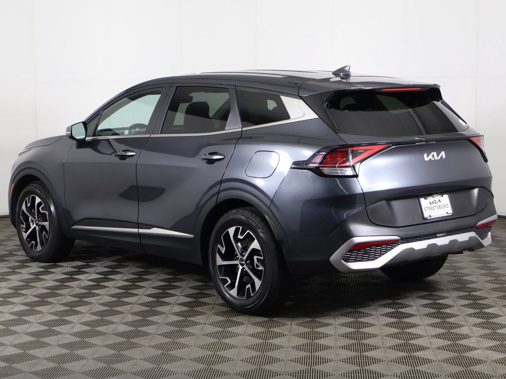 Used 2023 Kia Sportage EX FWD image 9