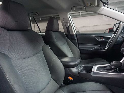 Certified 2024 Toyota RAV4 XLE FWD image 18