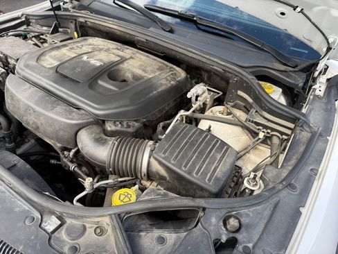 Used 2018 Jeep Grand Cherokee Overland image 18