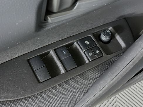 Certified 2025 Toyota Corolla LE FWD image 14