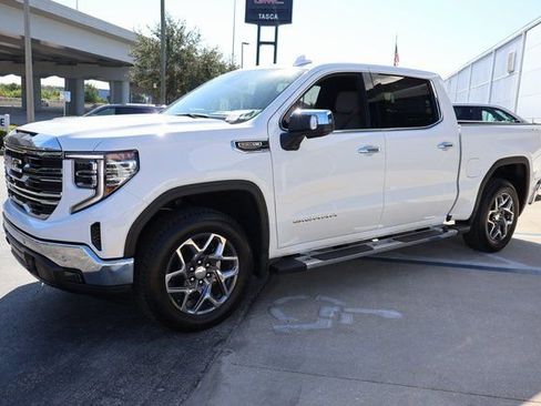 New 2026 GMC Sierra 1500 SLT w/ SLT Premium Plus Package image 3