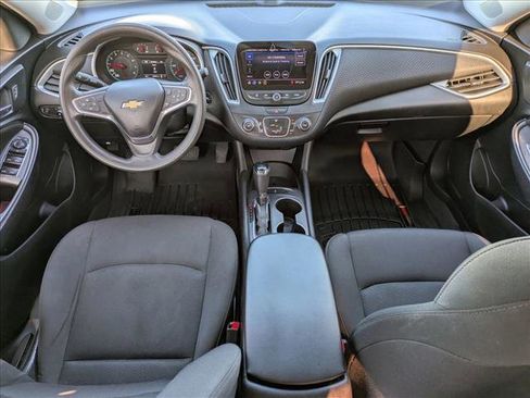 Used 2019 Chevrolet Malibu LS image 14