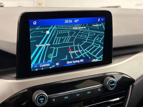 Used 2021 Ford Escape SE image 23