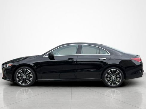 Used 2023 Mercedes-Benz CLA 250 image 2