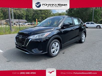 New 2025 Nissan Kicks Play S