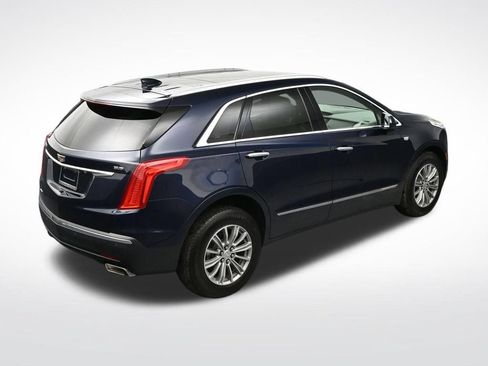 Used 2017 Cadillac XT5 Luxury w/ Driver Awareness Package AWD/4WD image 21