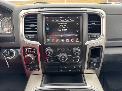 Used 2016 RAM 1500 Big Horn image 3