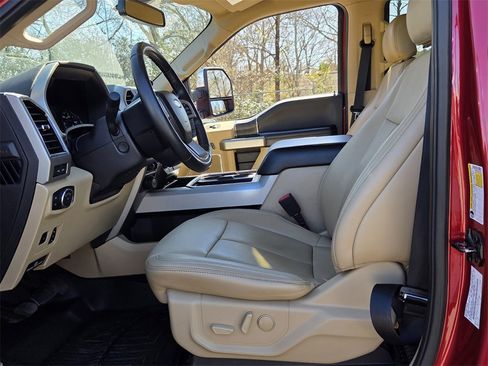 Used 2021 Ford F250 Lariat w/ Lariat Ultimate Package image 3