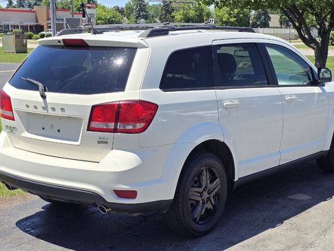 Used 2014 Dodge Journey SXT FWD image 6