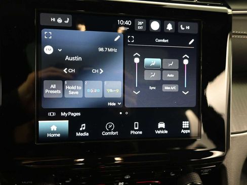 Used 2024 Jeep Grand Cherokee Altitude image 17