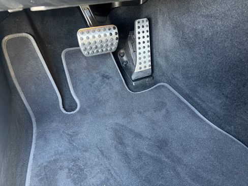 Used 2025 Mercedes-Benz C 300 Sedan image 17