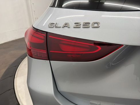 New 2026 Mercedes-Benz GLA 250 image 11