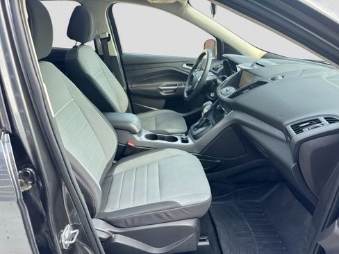 Used 2015 Ford Escape SE w/ Equipment Group 201A AWD/4WD image 23
