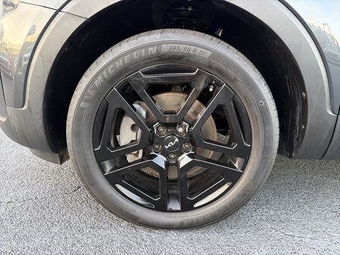 Used 2024 Kia Telluride SX Prestige X-Line image 11