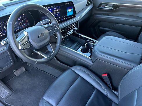 Certified 2025 Chevrolet Tahoe Z71 image 5