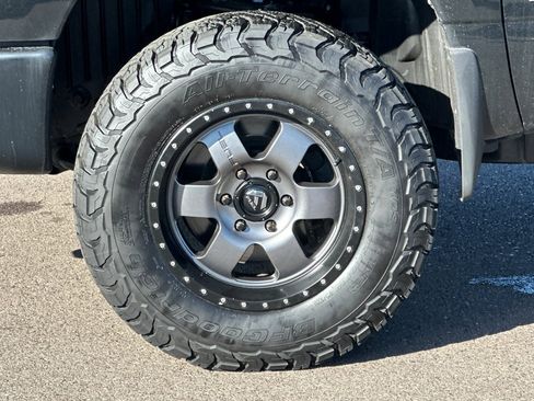 Used 2019 Nissan Titan S w/ S Utility Package image 24