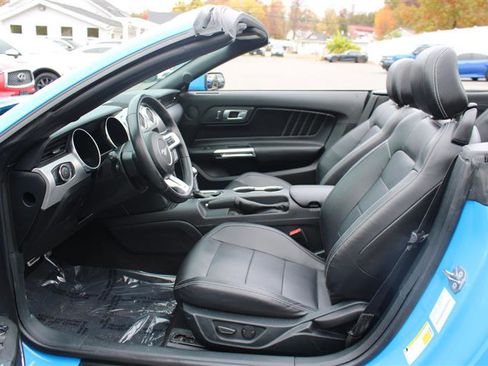 Used 2023 Ford Mustang Premium image 11