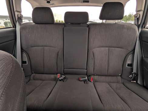 Used 2014 Subaru Outback 2.5i Premium w/ Moonroof Package AWD/4WD image 13