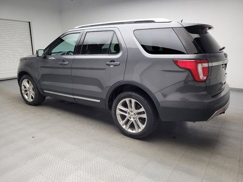 Used 2016 Ford Explorer XLT w/ Equipment Group 202A AWD/4WD image 3