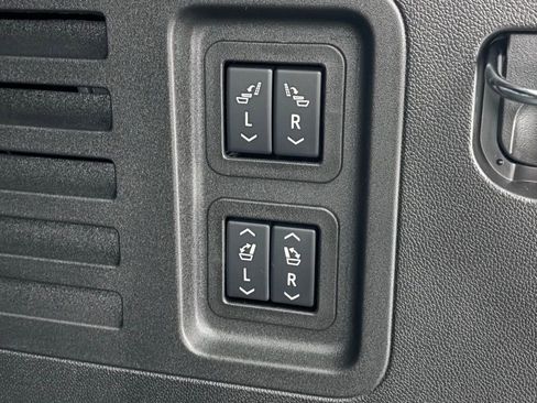 New 2026 Buick Enclave Avenir w/ Super Cruise Package image 11