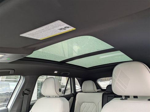 New 2026 Volkswagen Atlas Cross Sport SEL Premium R-Line image 26