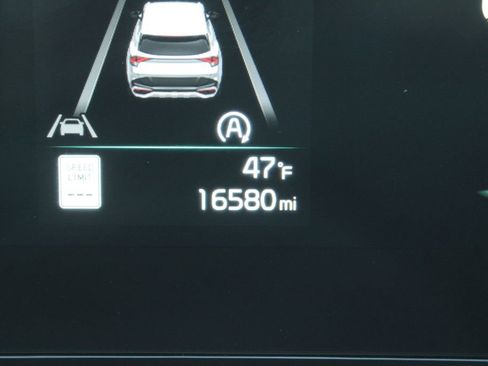 Used 2024 Kia Sportage X-Line w/ X-Line Premium Package image 31