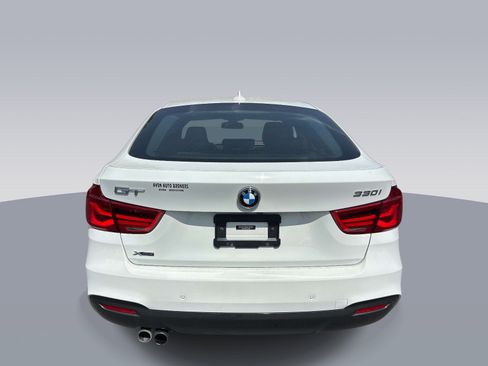 Used 2017 BMW 330i Gran Turismo xDrive AWD/4WD image 4