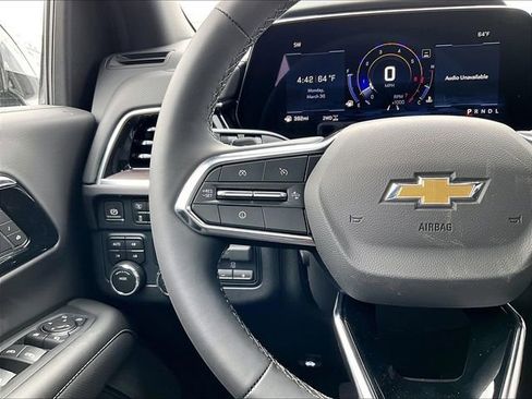 New 2026 Chevrolet Suburban Premier image 19