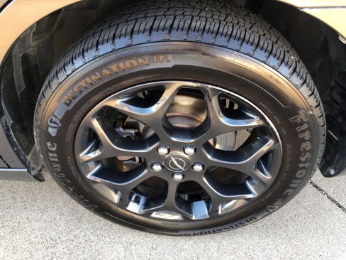 Used 2020 Chrysler 300 S image 9