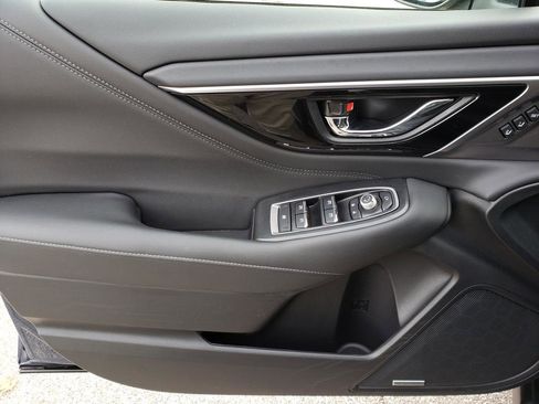 Used 2025 Subaru Outback Touring w/ Tech Package 3 image 9