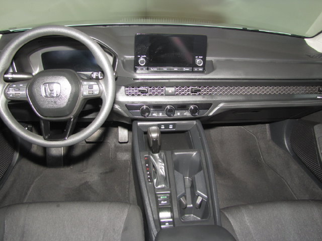 Used 2025 Honda Accord LX image 36