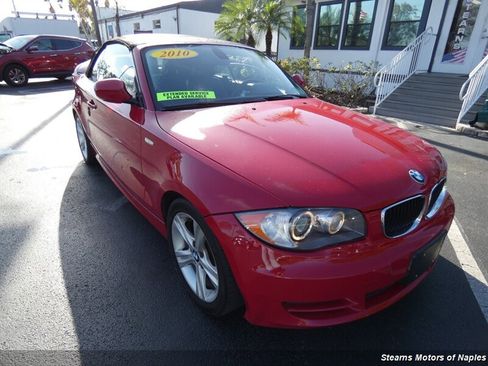 Used 2010 BMW 128i Convertible image 1
