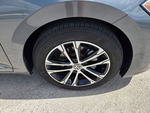 Used 2024 Volkswagen Jetta Sport FWD image 17