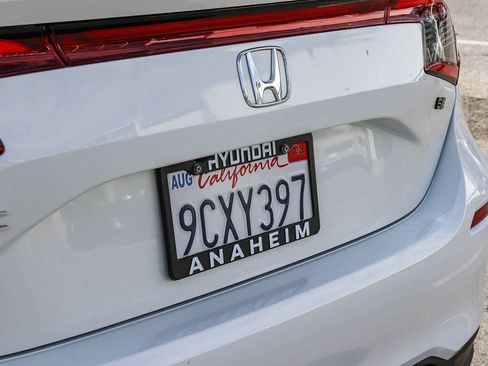 Used 2022 Honda Civic EX-L image 12