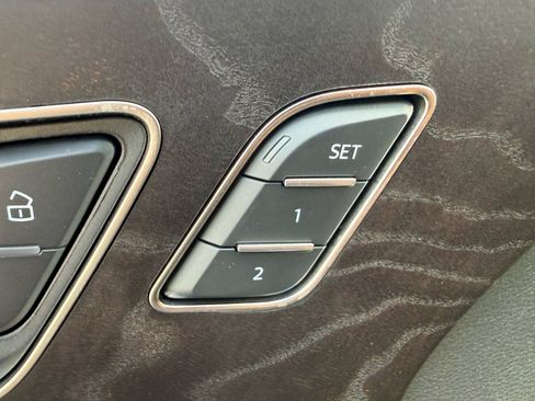 Used 2024 Audi Q7 2.0T Premium Plus w/ Premium Plus Package image 45