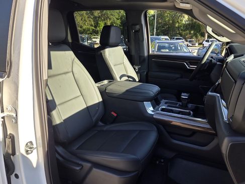 Used 2026 Chevrolet Silverado 1500 LT Trail Boss w/ LT Trail Boss Premium Package AWD/4WD image 24