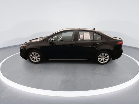 Used 2024 Toyota Corolla LE image 5