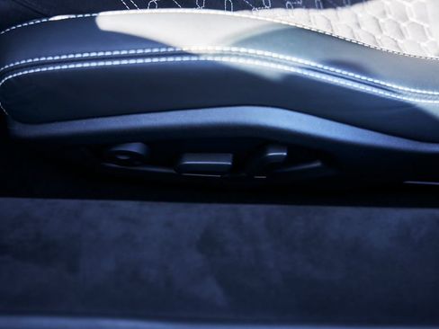 Used 2023 Lamborghini Huracan Tecnica RWD image 42