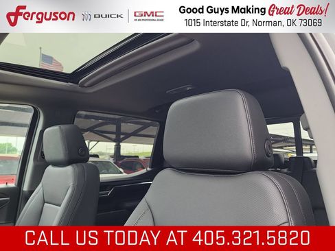 New 2026 GMC Sierra 1500 SLT w/ SLT Premium Plus Package AWD/4WD image 18