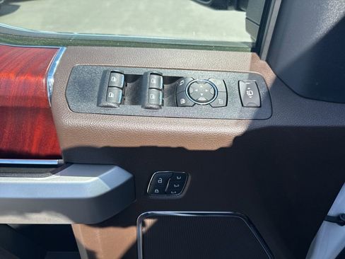 Used 2022 Ford F350 King Ranch w/ King Ranch Ultimate Package image 31