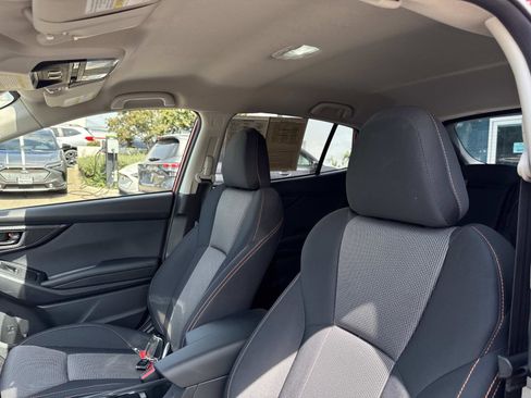 Used 2023 Subaru Crosstrek 2.0i Premium w/ Popular Package #3 image 19