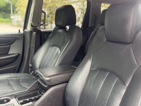 Used 2016 Chevrolet Traverse LT FWD image 11