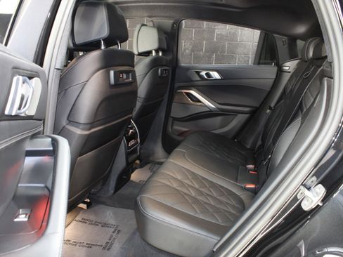 Used 2023 BMW X6 xDrive40i w/ M Sport Package image 33
