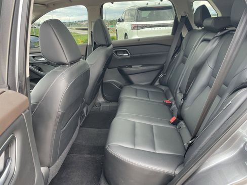 Used 2021 Nissan Rogue SL w/ Premium Package AWD/4WD image 6